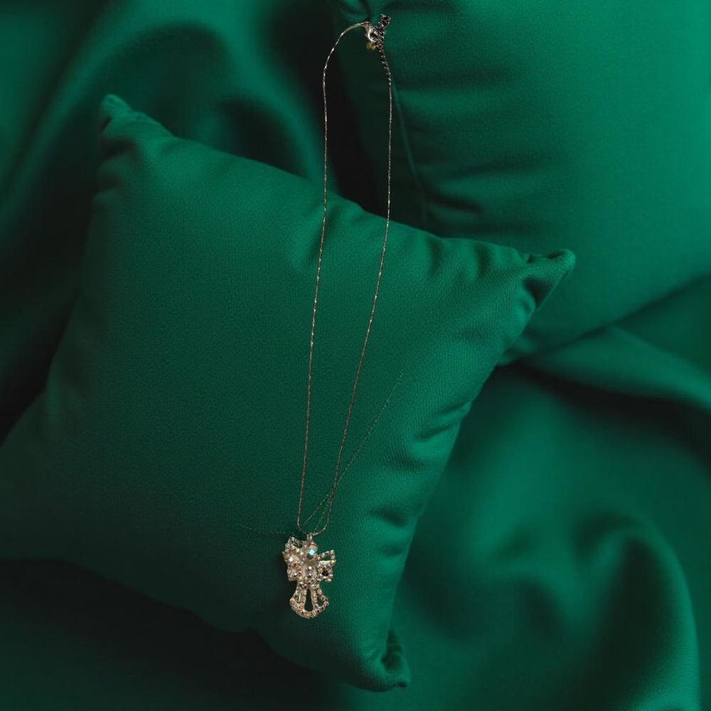 Elegant silver angel 👼 Necklace